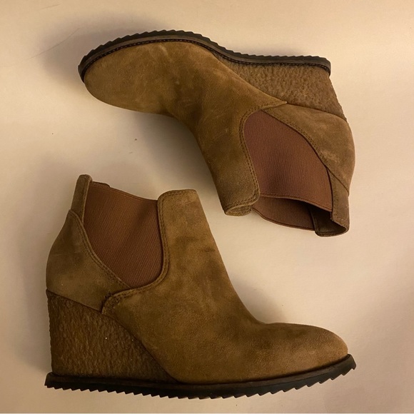 Trask Tatom brown suede wedge ankle bootie boots 8.5 - Picture 3 of 11